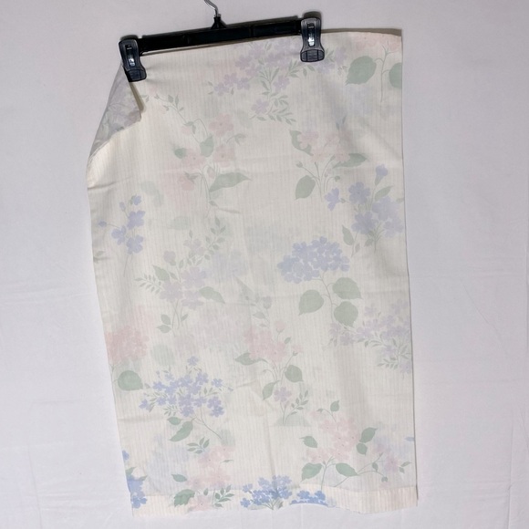 Vintage Floral Pastel Pillowcases x2 - Picture 13 of 14